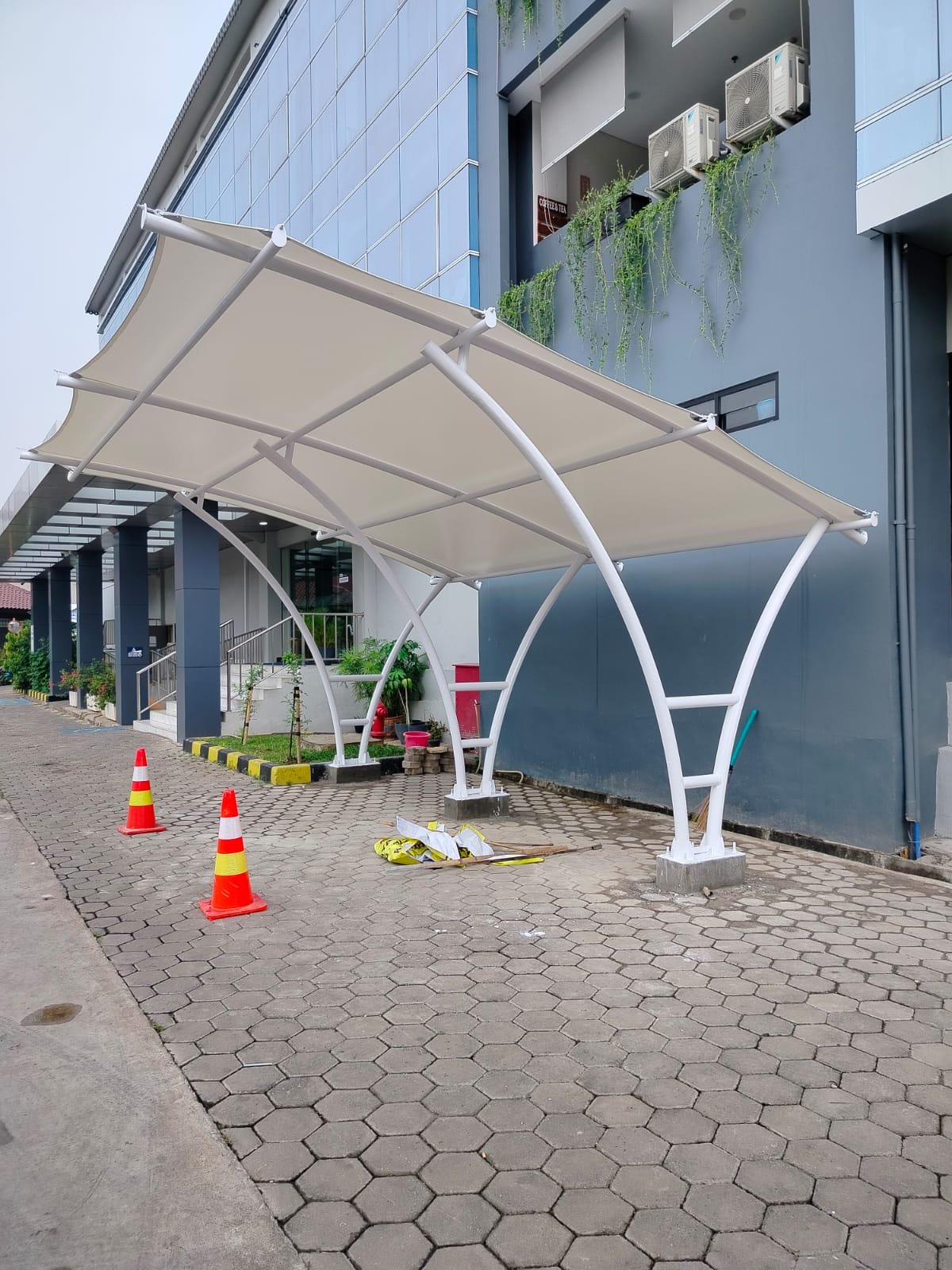 Drop-off Gedung
